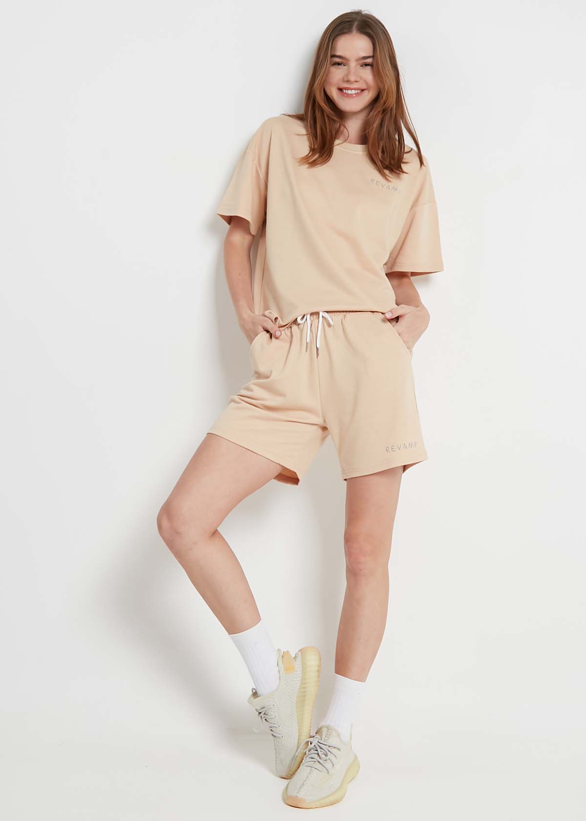 REVAMP-commalounge-khaki_5