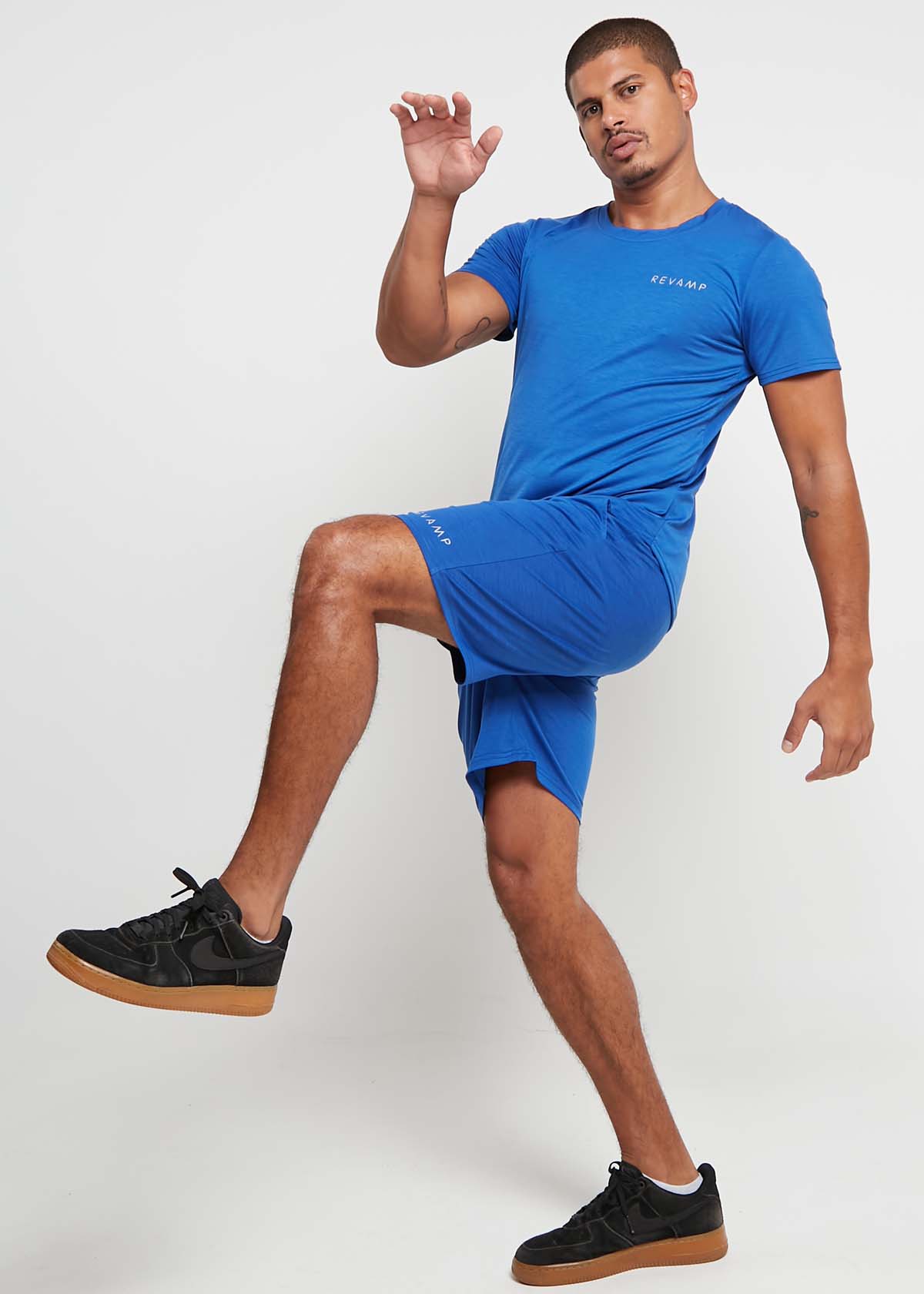 REVAMP-loungemein-blue_1