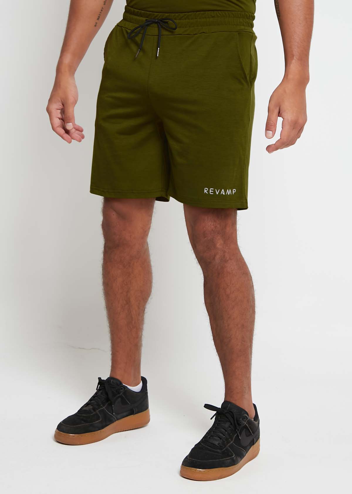 REVAMP-loungemein-olive_4